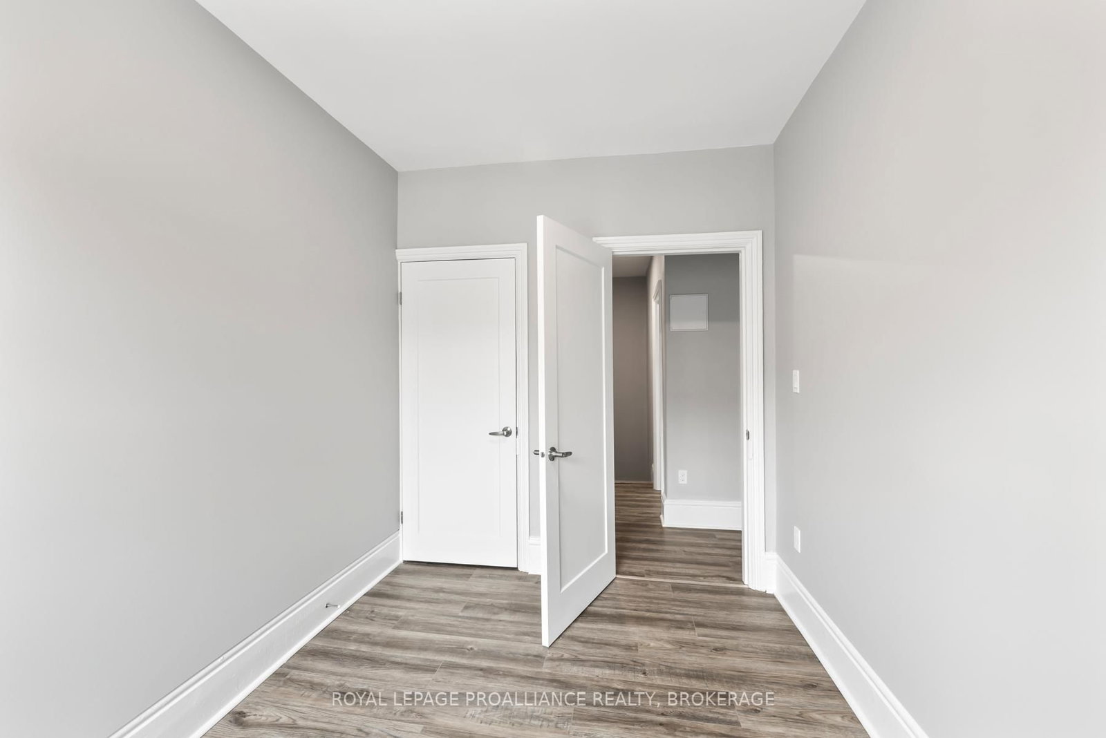 93 Division Street • Kingston, ON photo 38