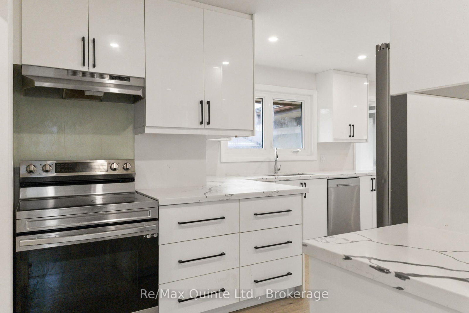 5 Stanley Park Drive • Belleville, ON photo 19