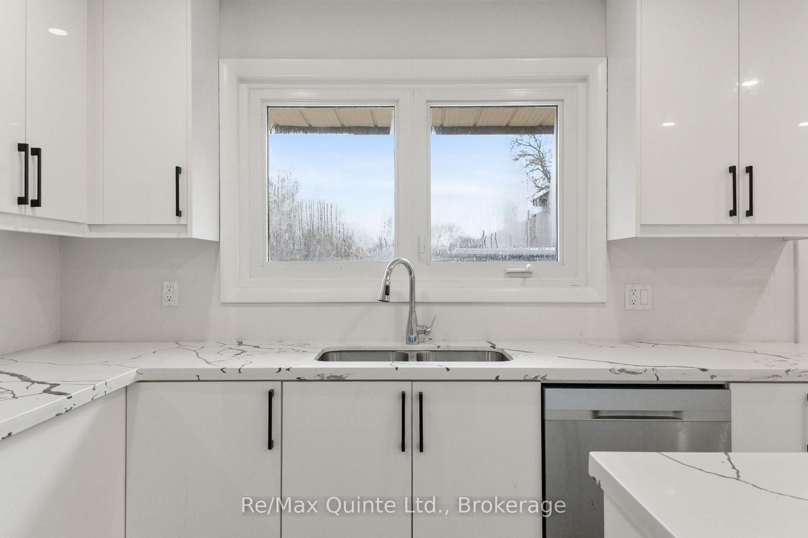 5 Stanley Park Drive • Belleville, ON photo 21