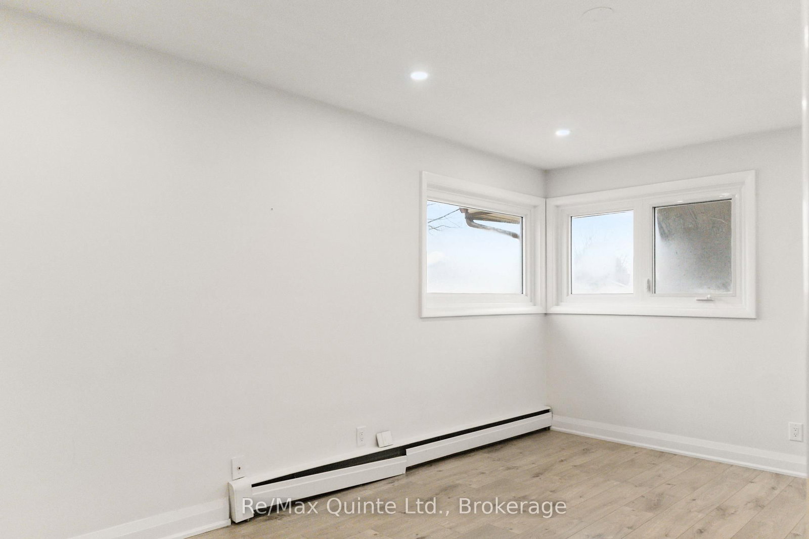 5 Stanley Park Drive • Belleville, ON photo 28