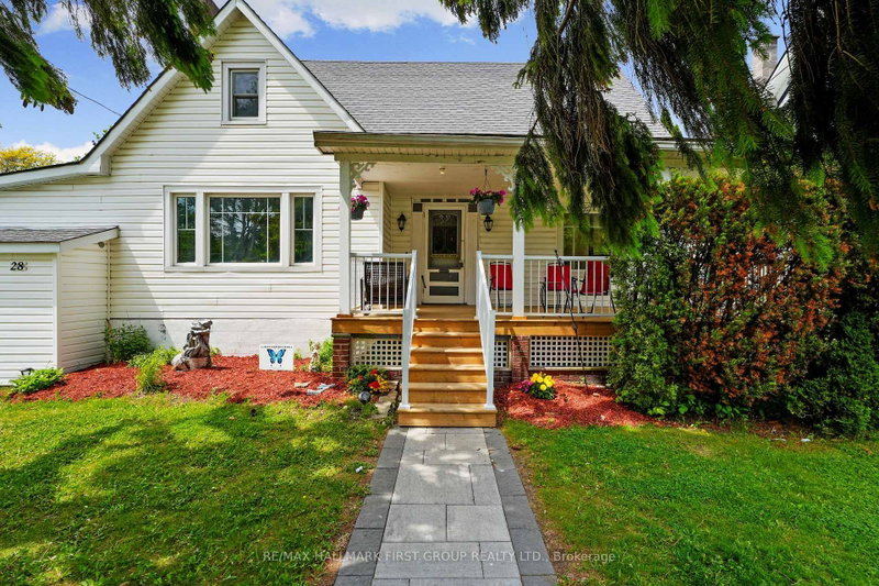 28 King Street W