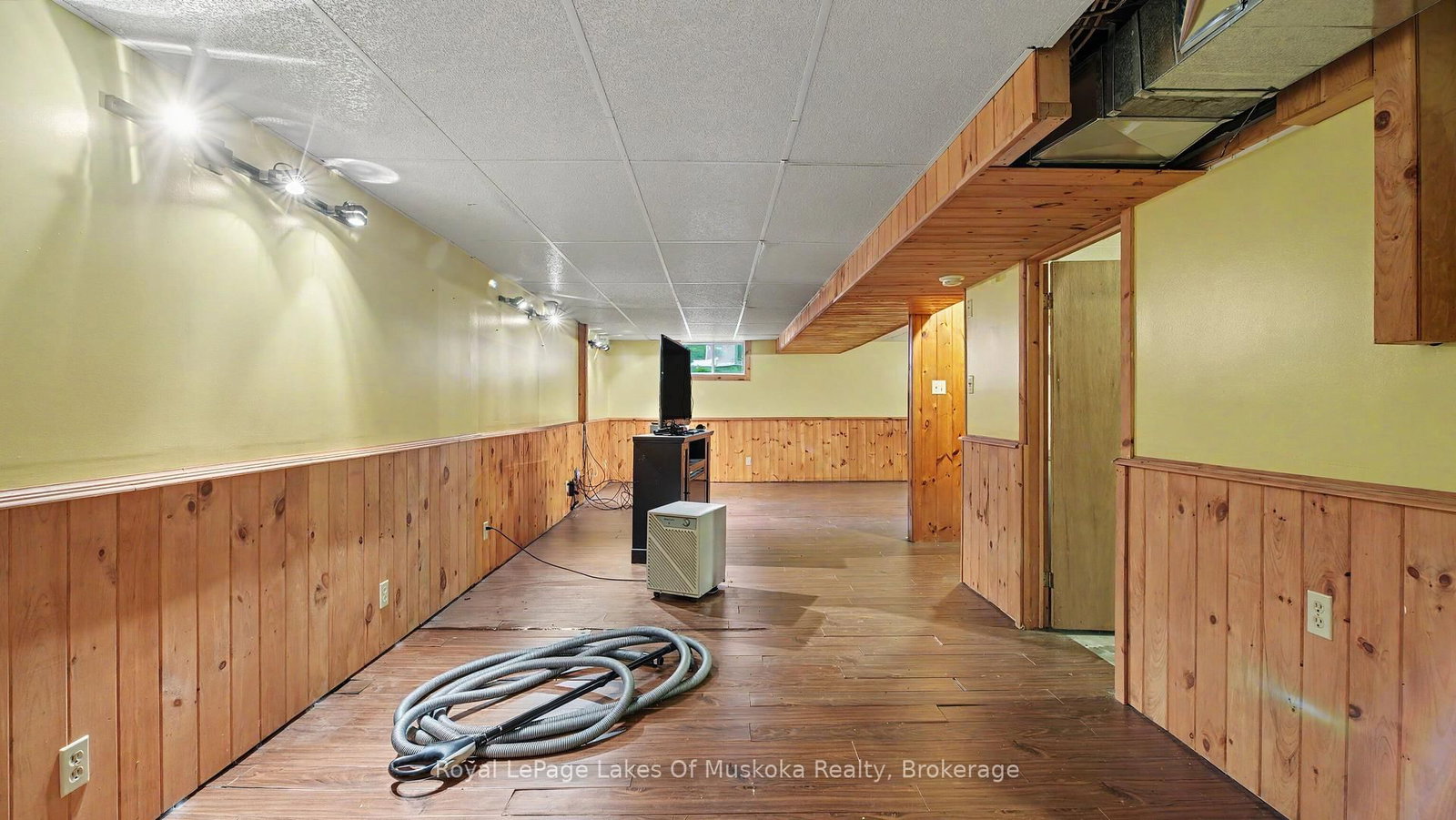 722 South Horn Lk Road • Armour, ON photo 12