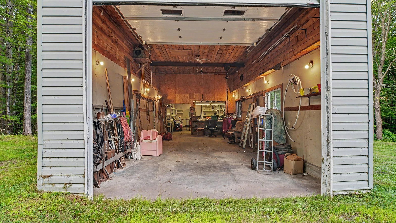 722 South Horn Lk Road • Armour, ON photo 18