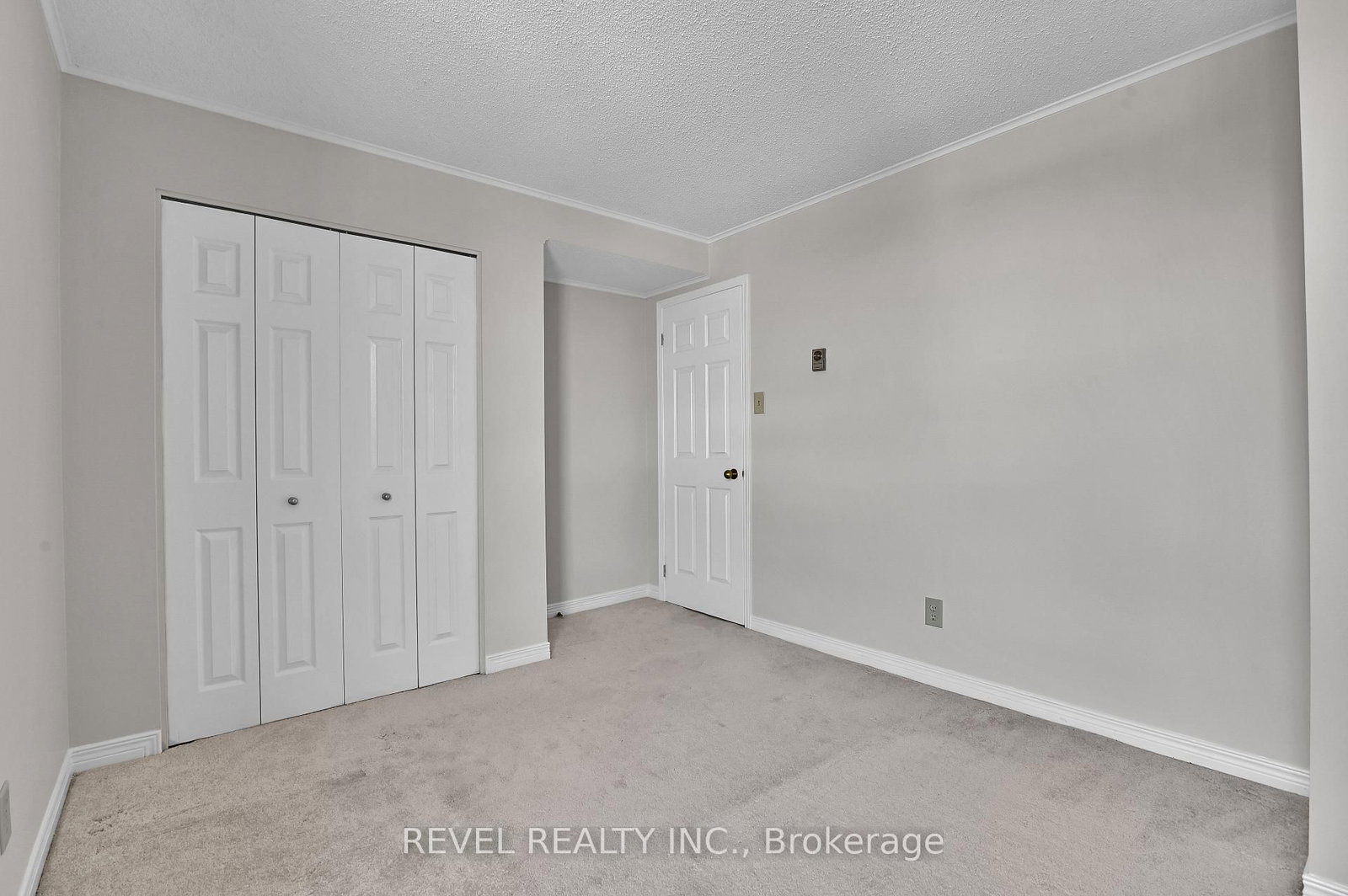 15 Murray Street • #301 • Ottawa, ON photo 21