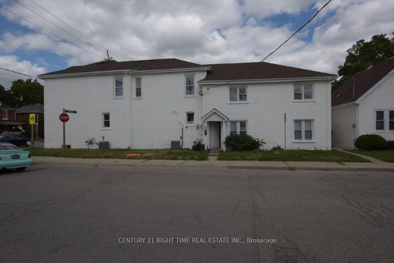79-71 Cedar St N, Cambridge, Ontario
