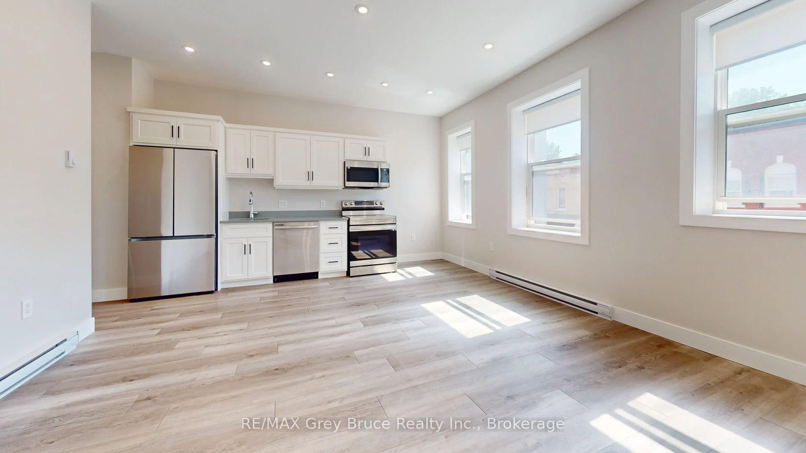 Unit 7 - 39 1st Avenue S, Arran-Elderslie 3