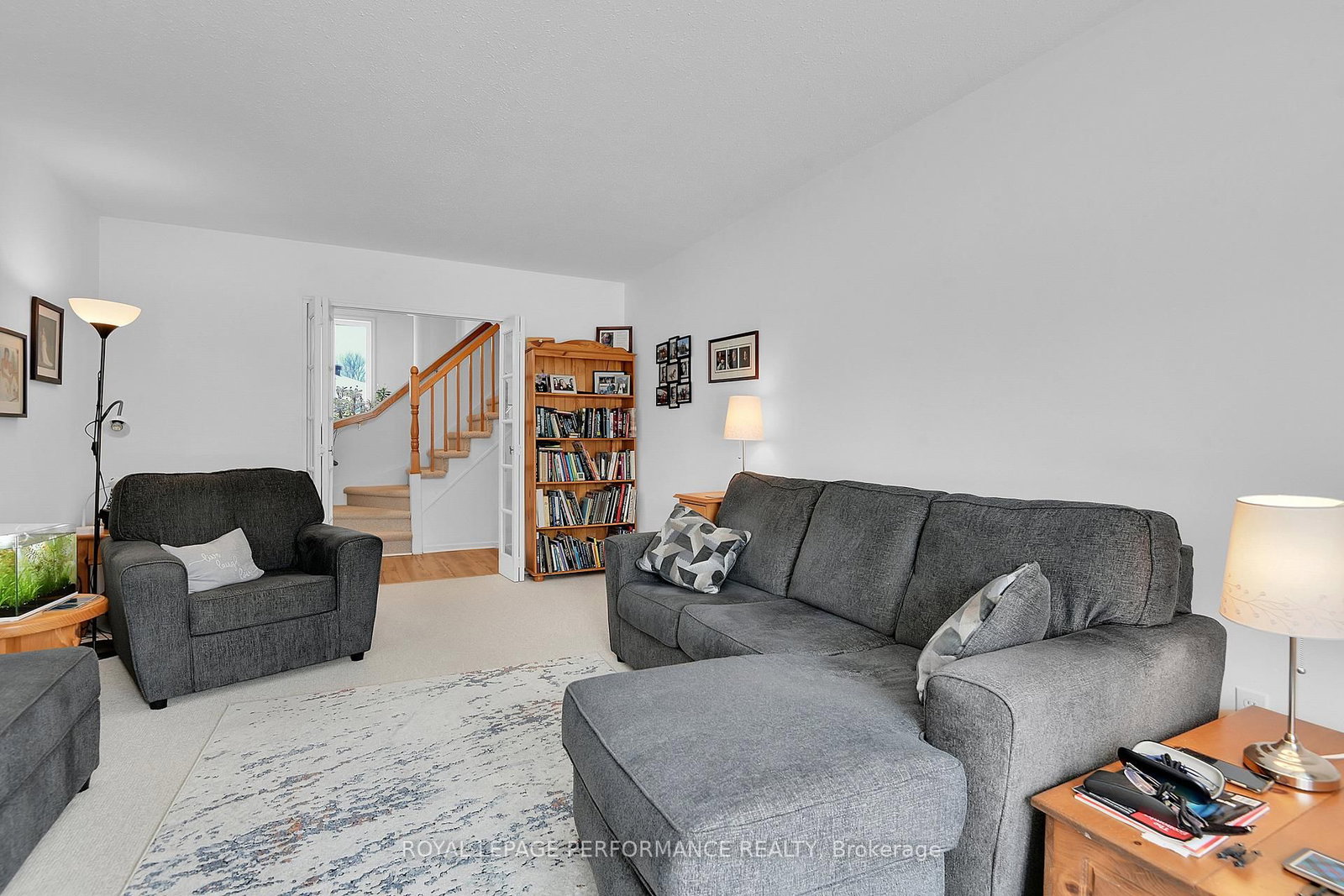 43 Waterview Court • Ottawa, ON photo 10