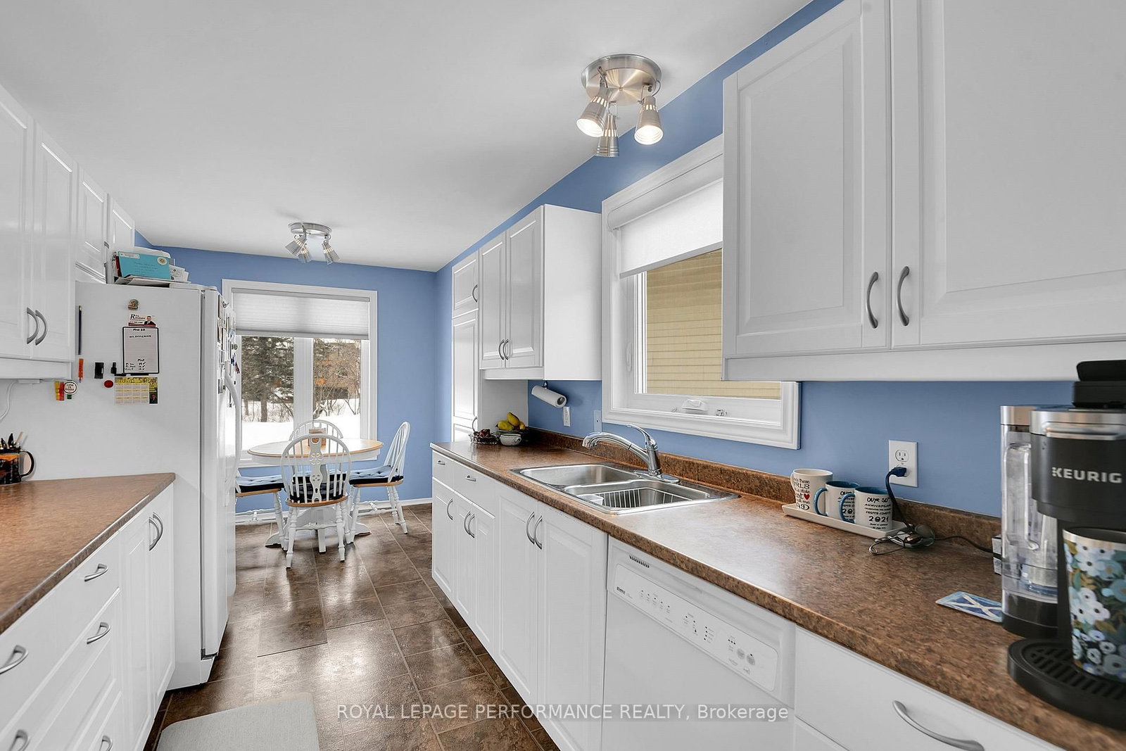 43 Waterview Court • Ottawa, ON photo 14