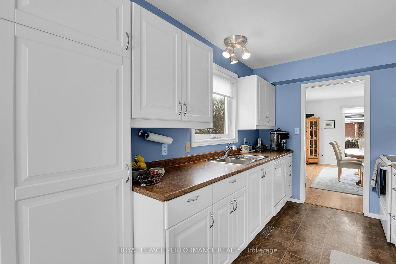 43 Waterview Court • Ottawa, ON photo 16