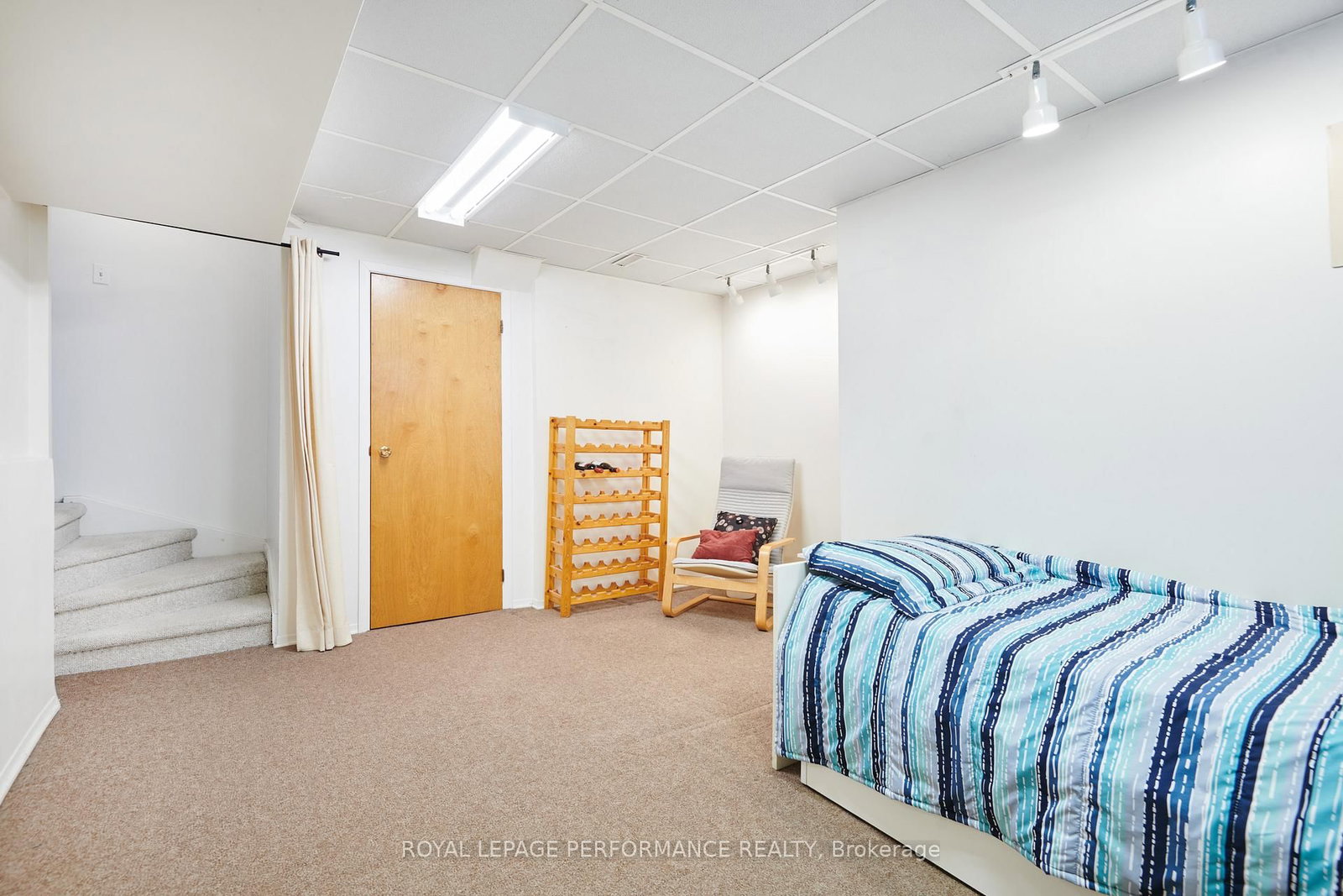 43 Waterview Court • Ottawa, ON photo 33
