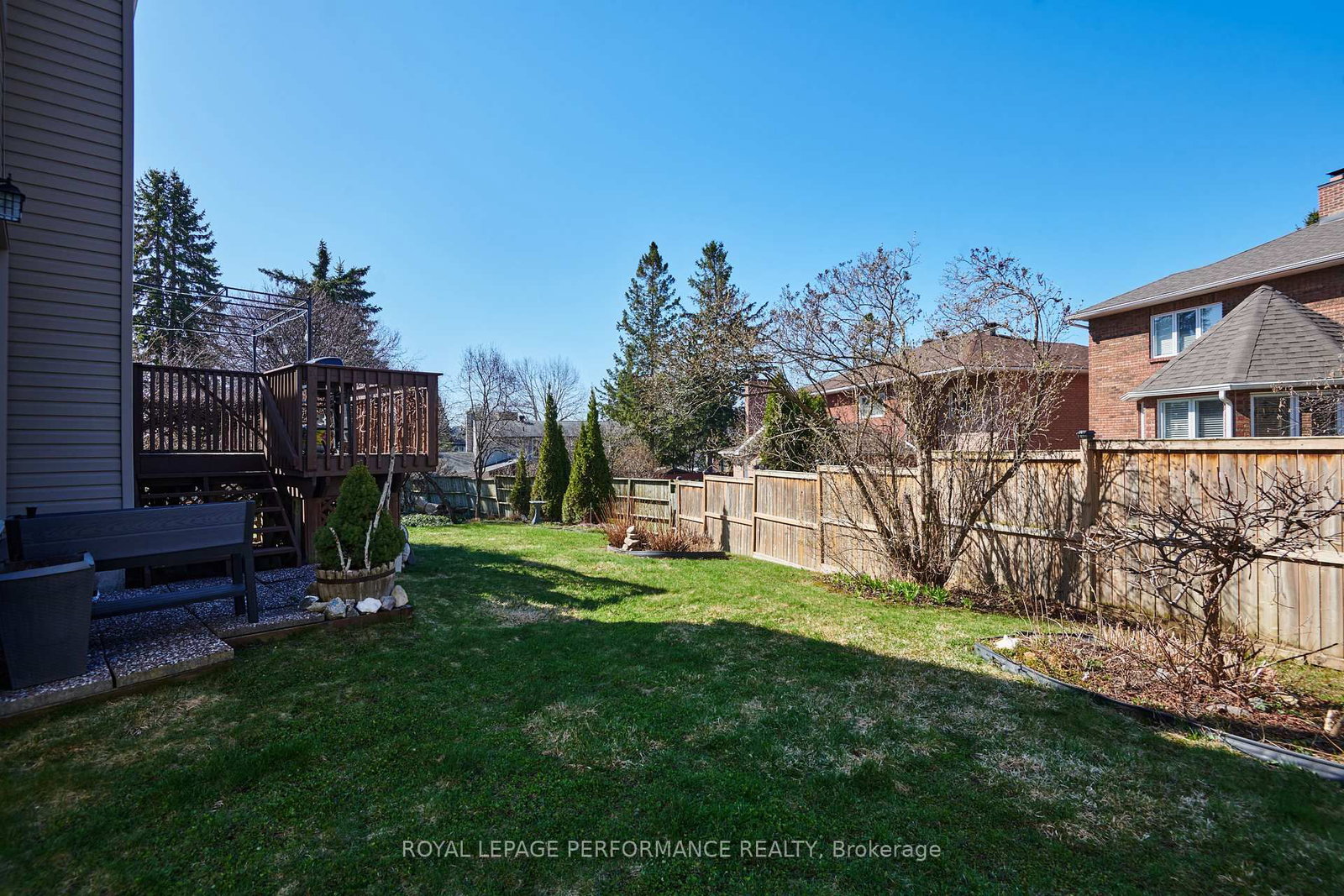 43 Waterview Court • Ottawa, ON photo 38