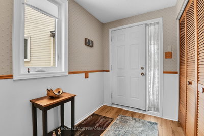 43 Waterview Court • Ottawa, ON photo 5