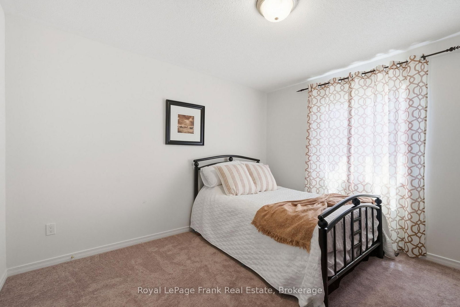 56 Deacon Crescent • Kawartha Lakes, ON photo 27