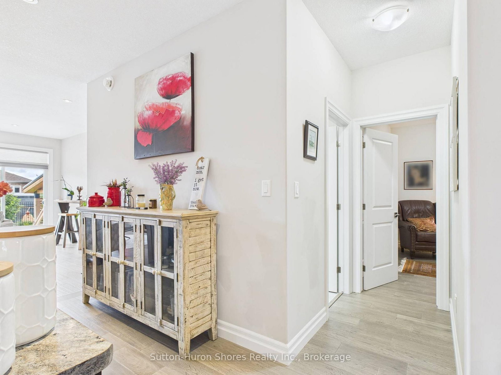 404 Devonshire Road • Saugeen Shores, ON photo 12