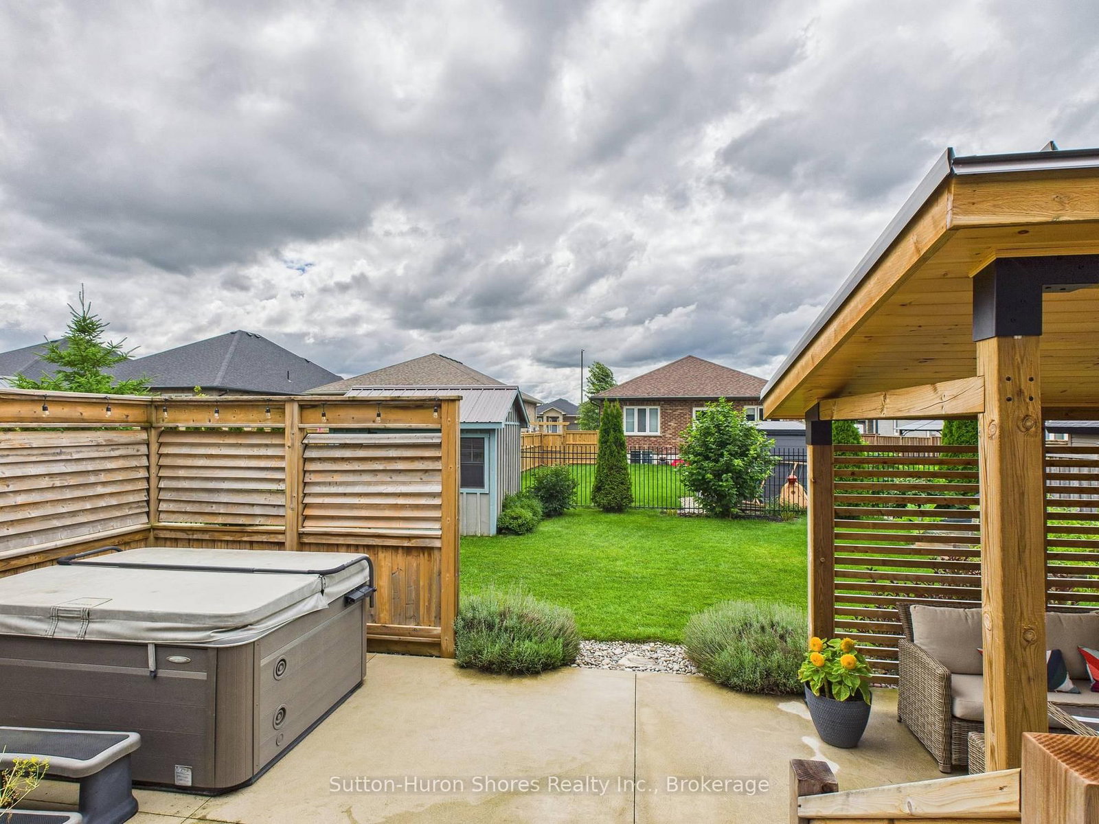 404 Devonshire Road • Saugeen Shores, ON photo 37