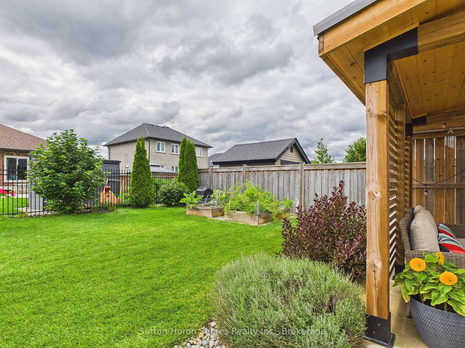 404 Devonshire Road • Saugeen Shores, ON photo 39