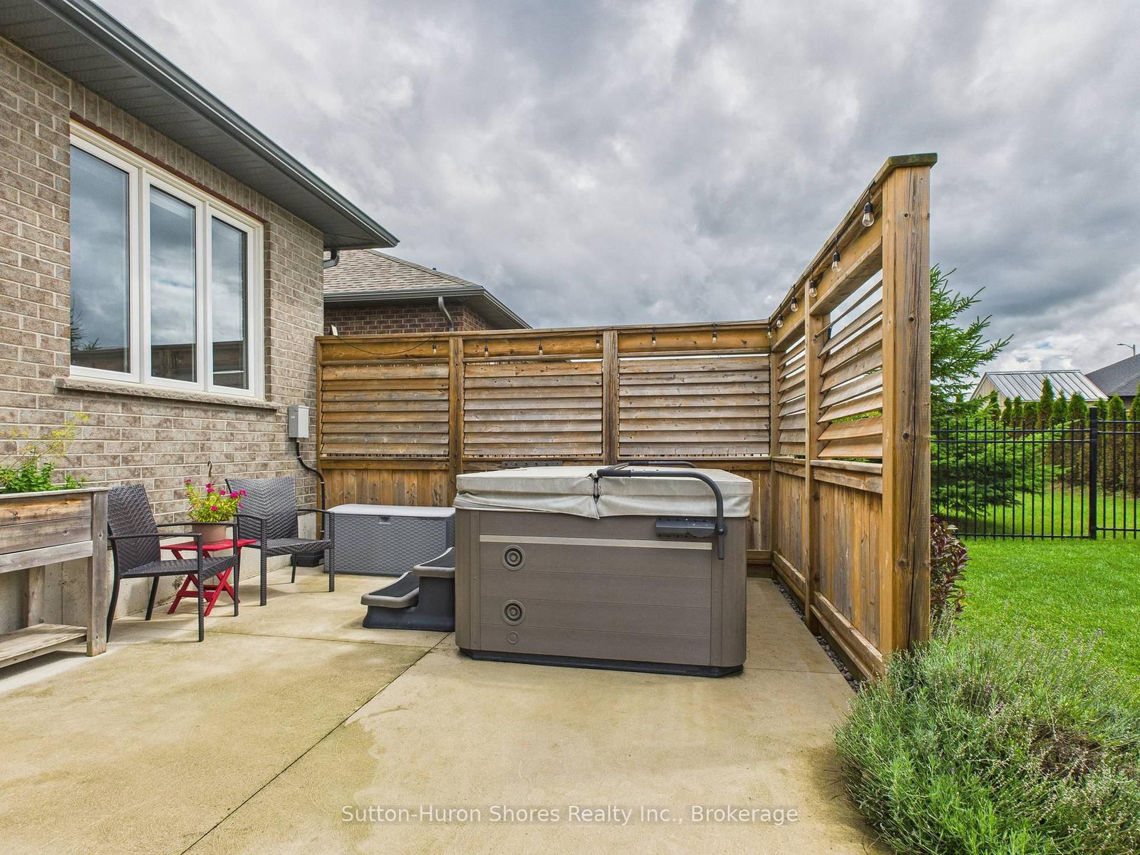 404 Devonshire Road • Saugeen Shores, ON photo 41