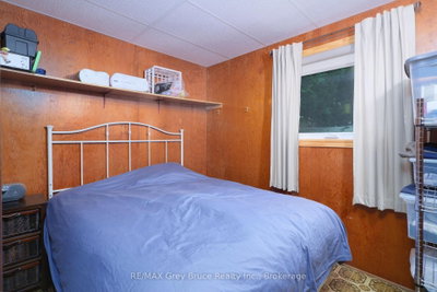 610 S Second Avenue • South Bruce Peninsula, ON photo 8