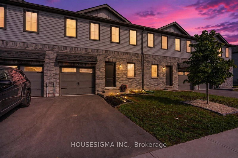 54 Campbell Crescent