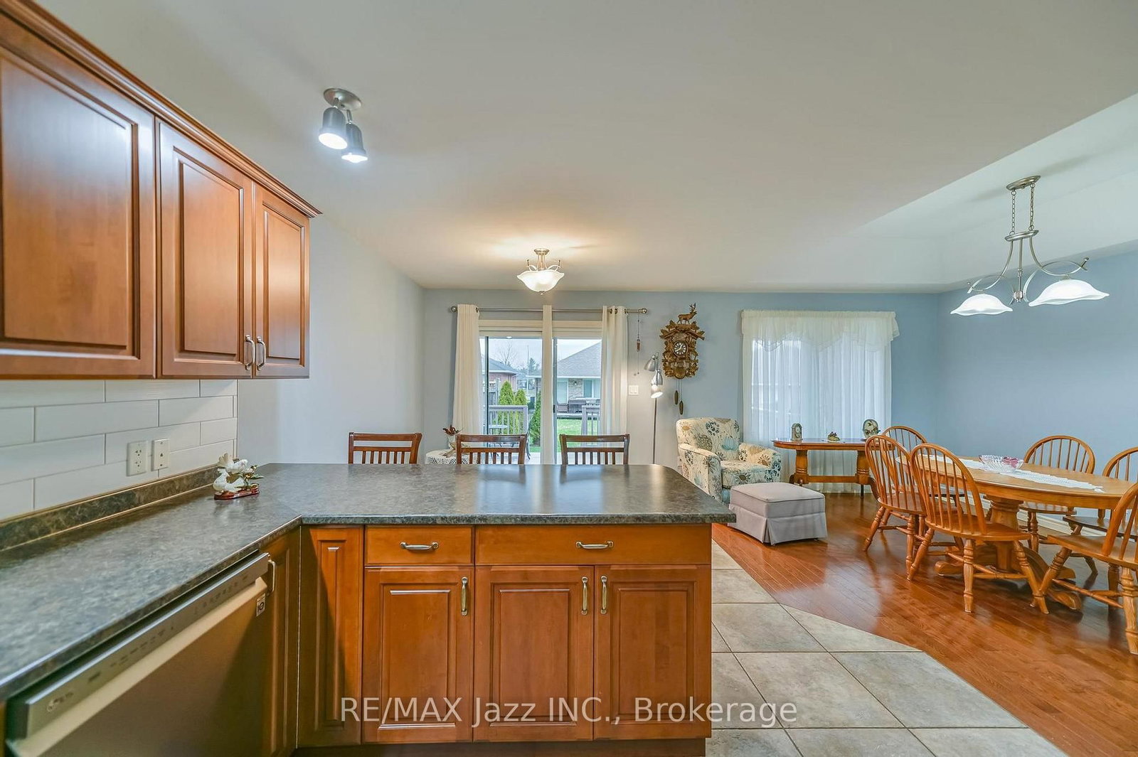 33 Ashwood Crescent • Greater Napanee, ON photo 15