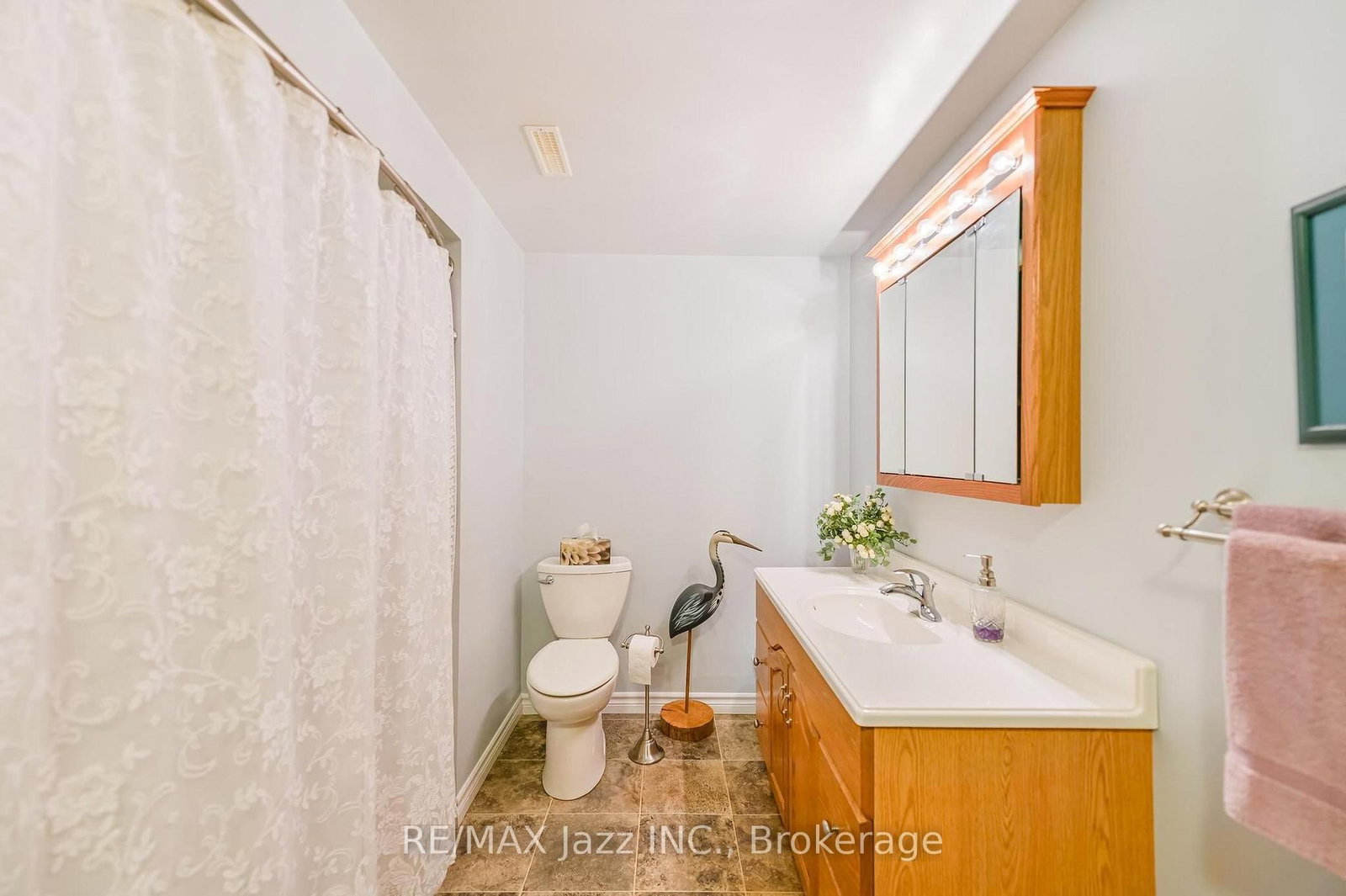 33 Ashwood Crescent • Greater Napanee, ON photo 37