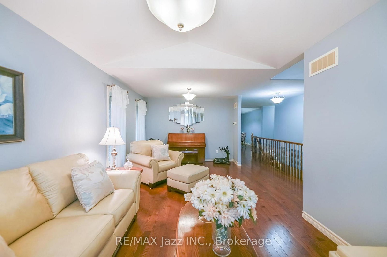 33 Ashwood Crescent • Greater Napanee, ON photo 6