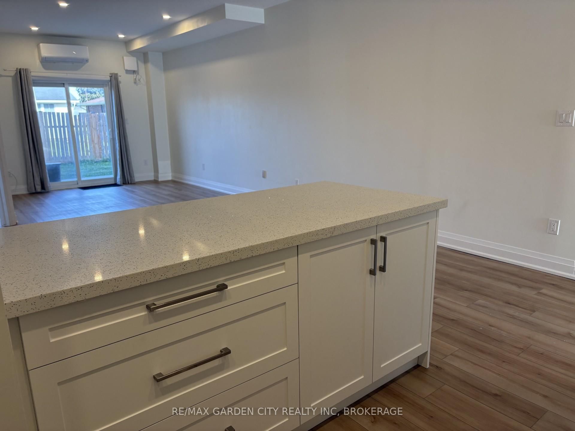 103 Southworth Street N, Unit 103B