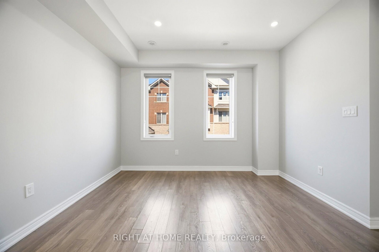 8 Rapids Lane • Hamilton, ON photo 17
