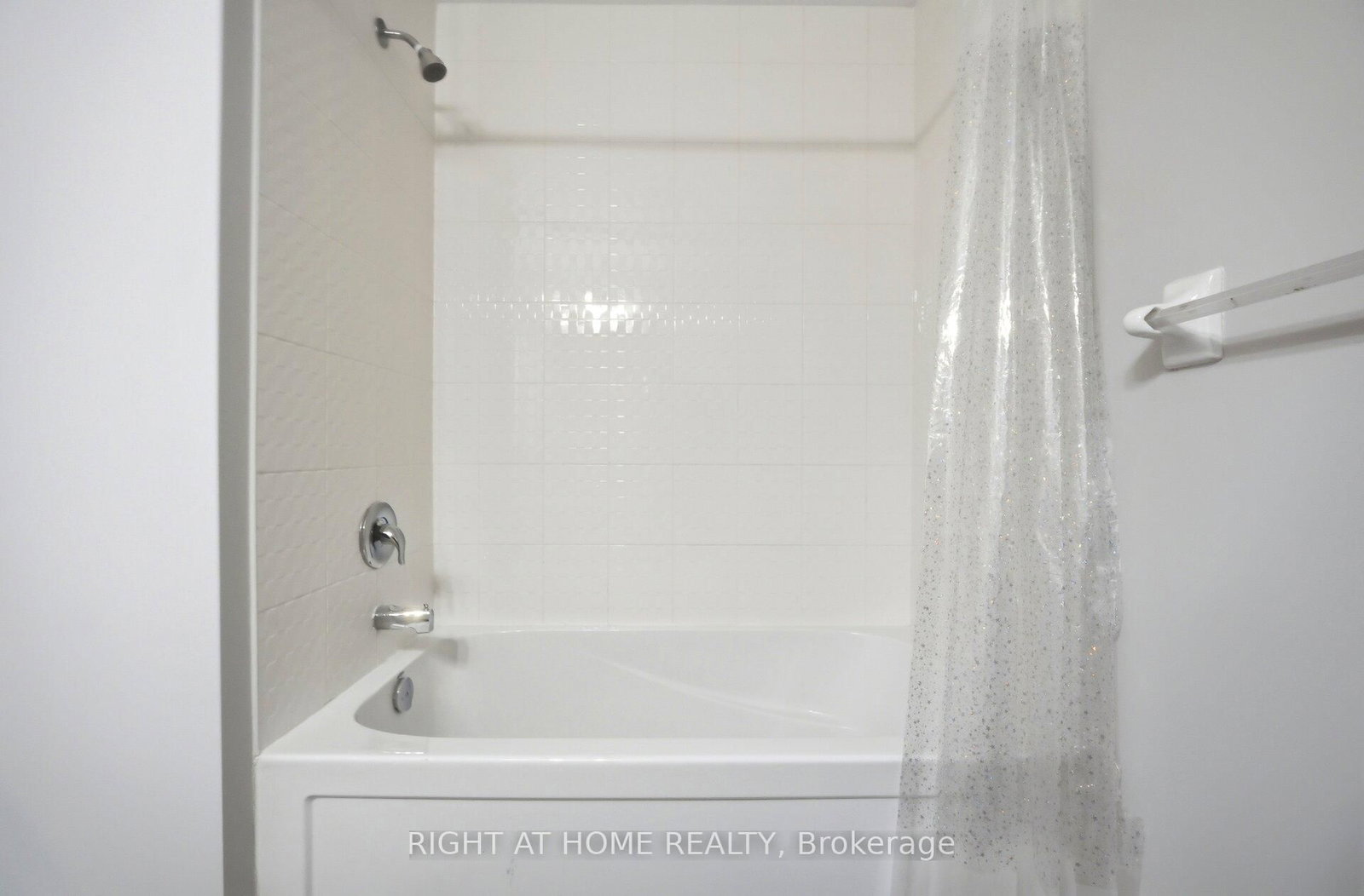 8 Rapids Lane • Hamilton, ON photo 33