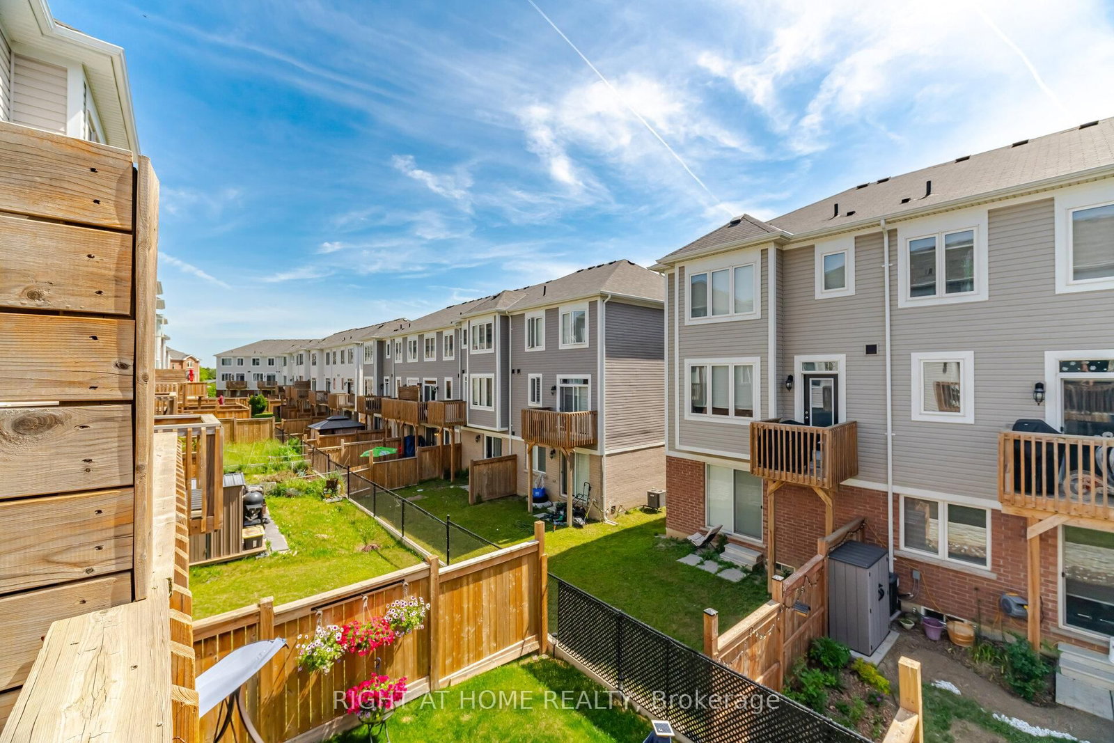 8 Rapids Lane • Hamilton, ON photo 45