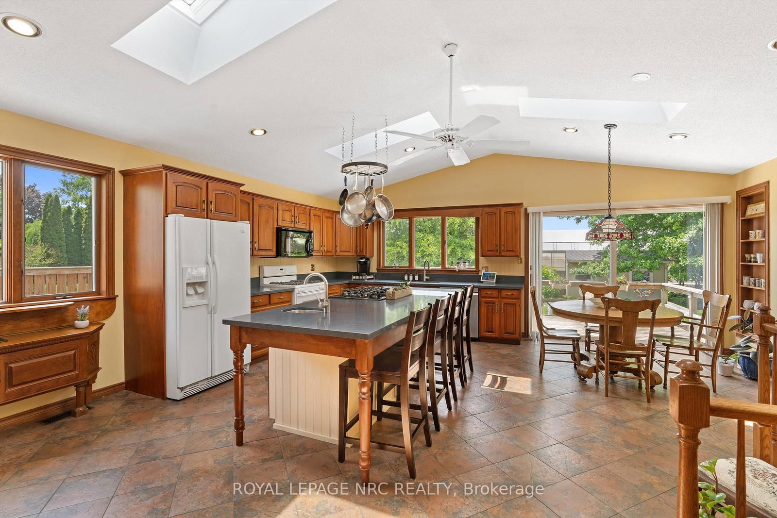 1287 Third St Louth • St. Catharines, ON photo 13