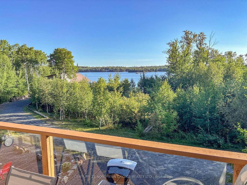 25 Royal Lake