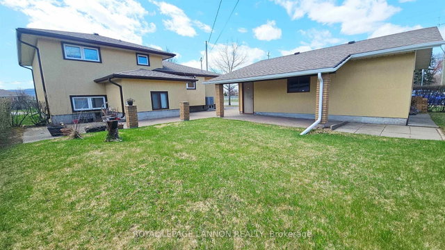 459 Frontenac Byway