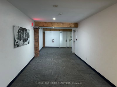 Unit 103 — 37 Cumberland Street S — photo 4