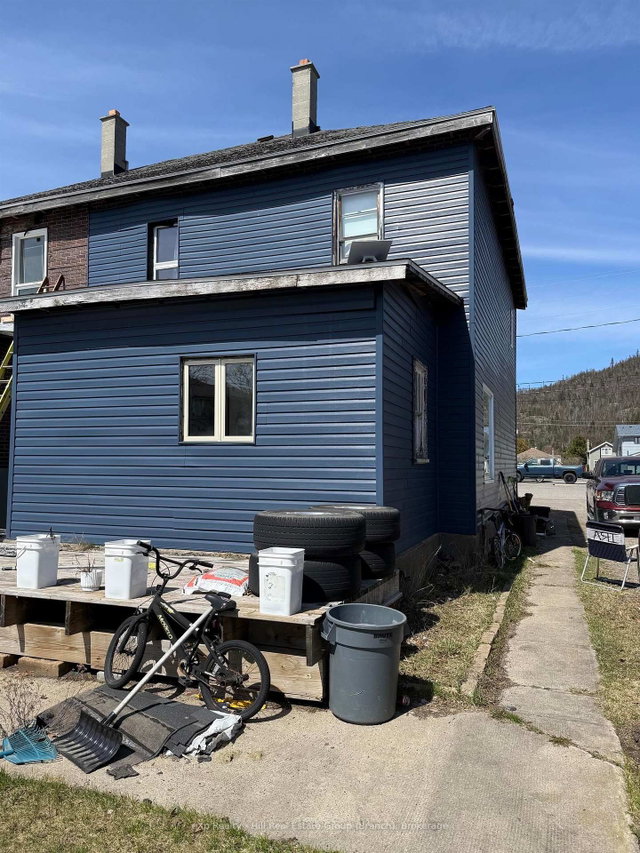 214 Manitoba Street