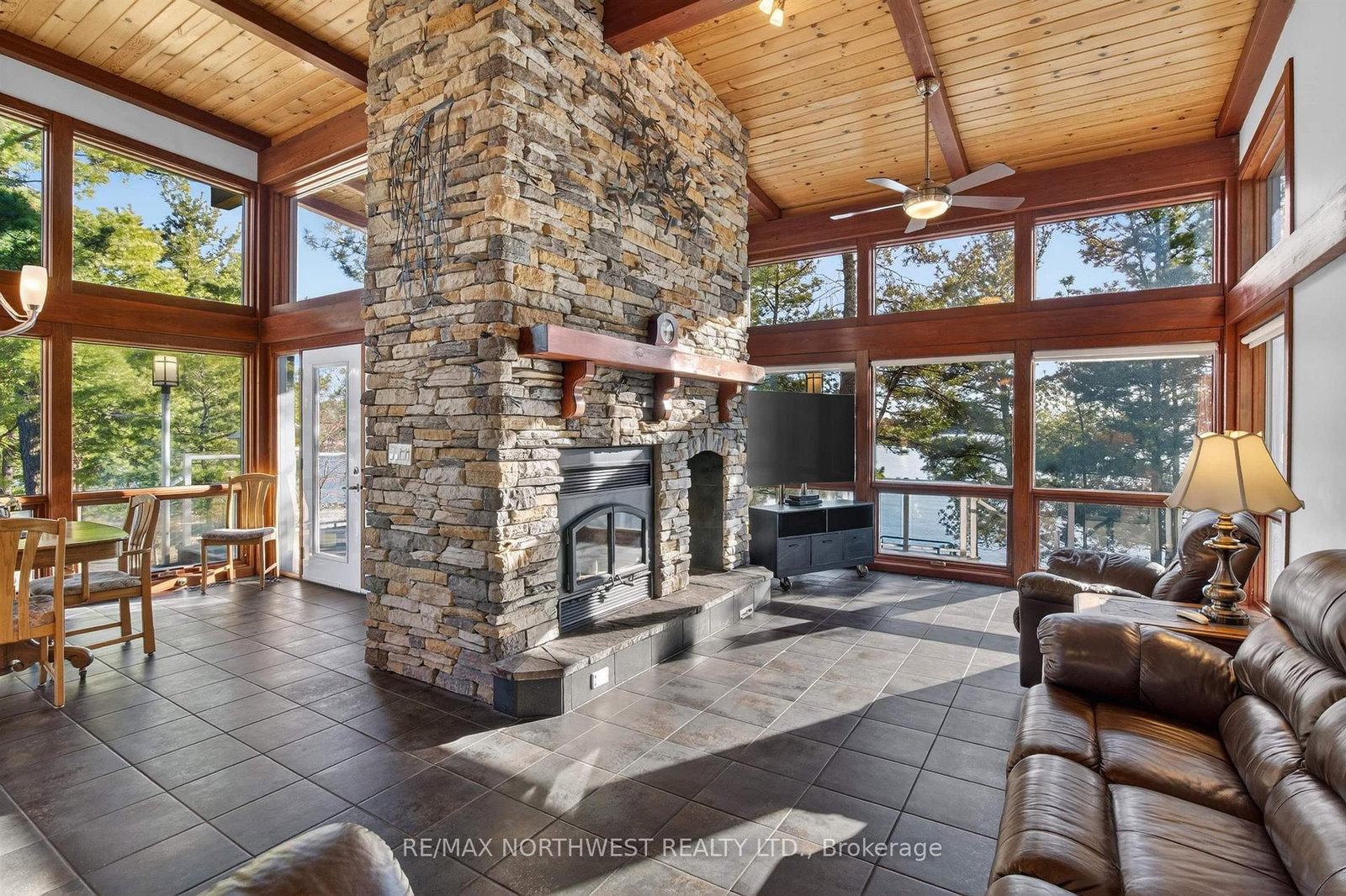 447 Hopkins Bay Road • Rainy River Remote Area, ON photo 11