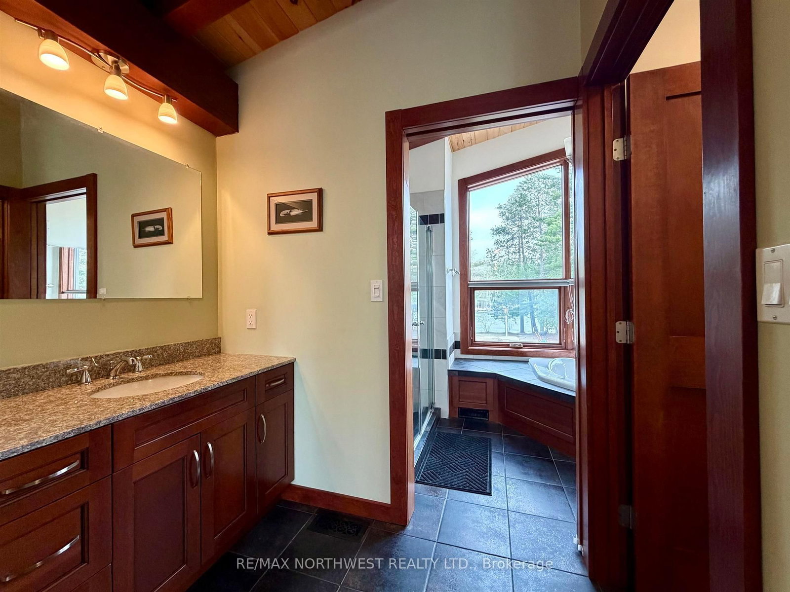 447 Hopkins Bay Road • Rainy River Remote Area, ON photo 43