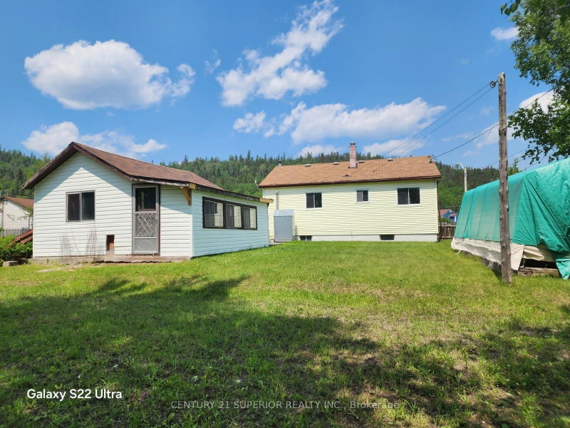 6 Kinglet Place