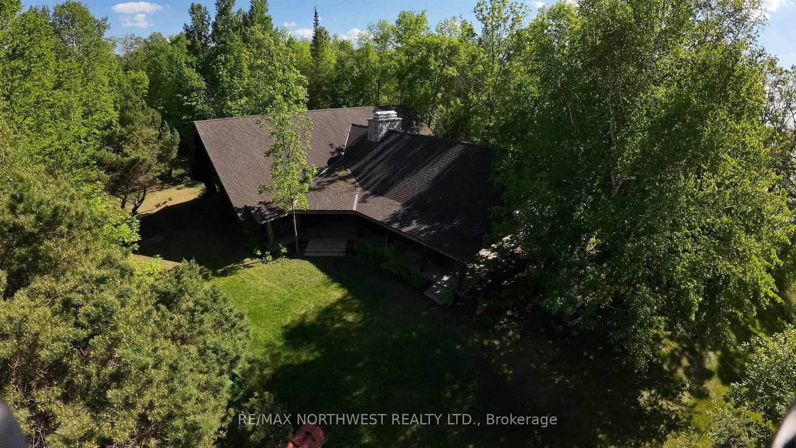 85 JENKINS DR • Dawson, ON photo 2
