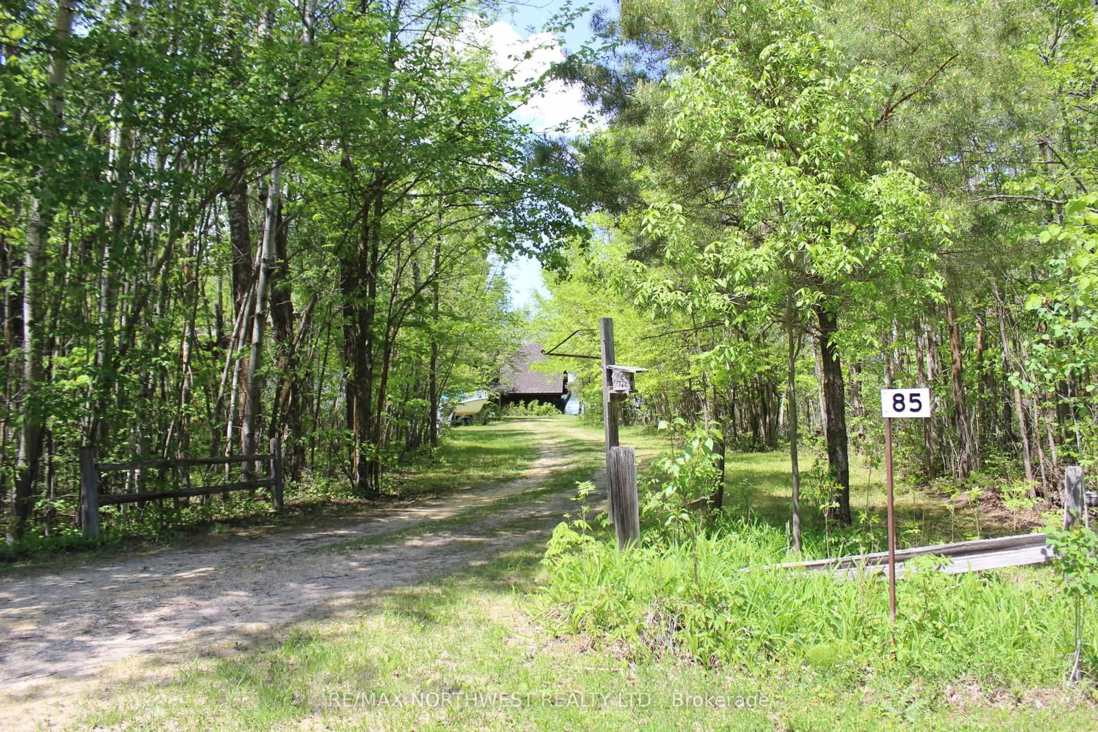 85 JENKINS DR • Dawson, ON photo 96