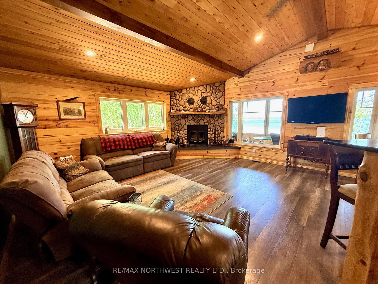 46 Aztec Drive • Sioux Narrows-Nestor Falls, ON photo 9