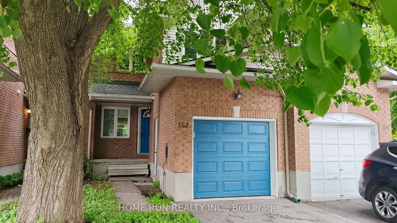 home for lease on 152 Thornbury Crescent