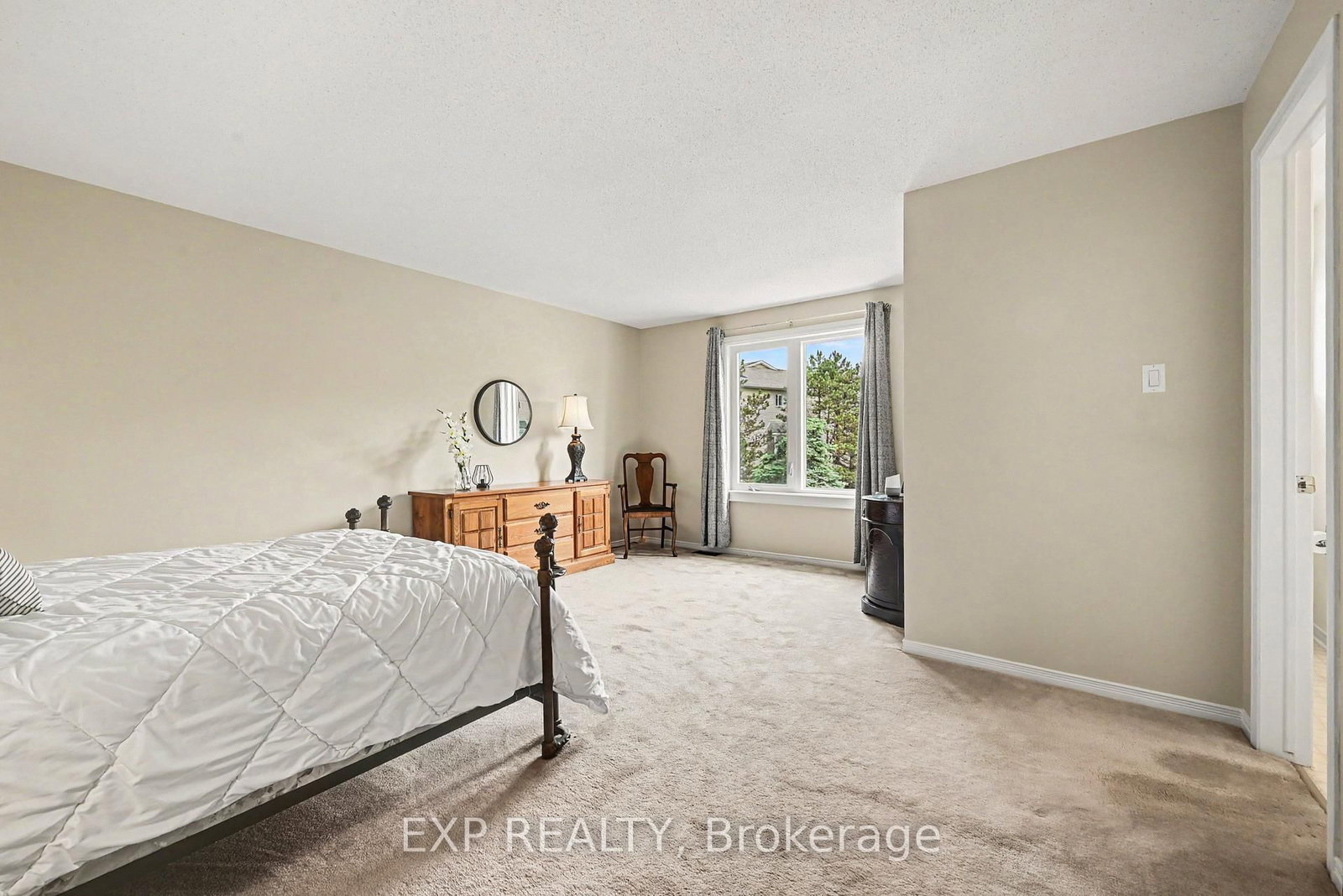 1859 Summerfields Crescent • Ottawa, ON photo 11