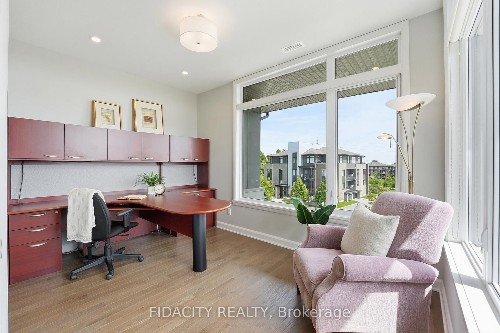 180 Boundstone Way • #301 • Ottawa, ON photo 31