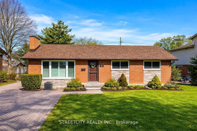 306 Burlington Crescent