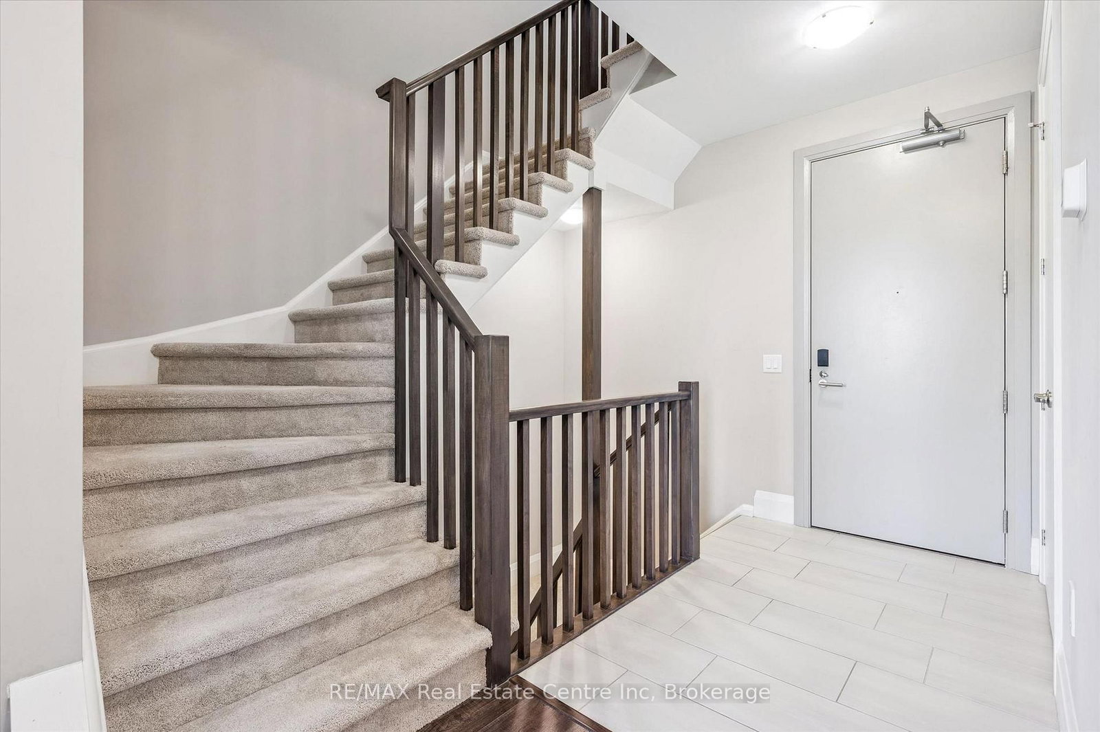 73 ARTHUR Street S • #103 • Guelph, ON photo 12