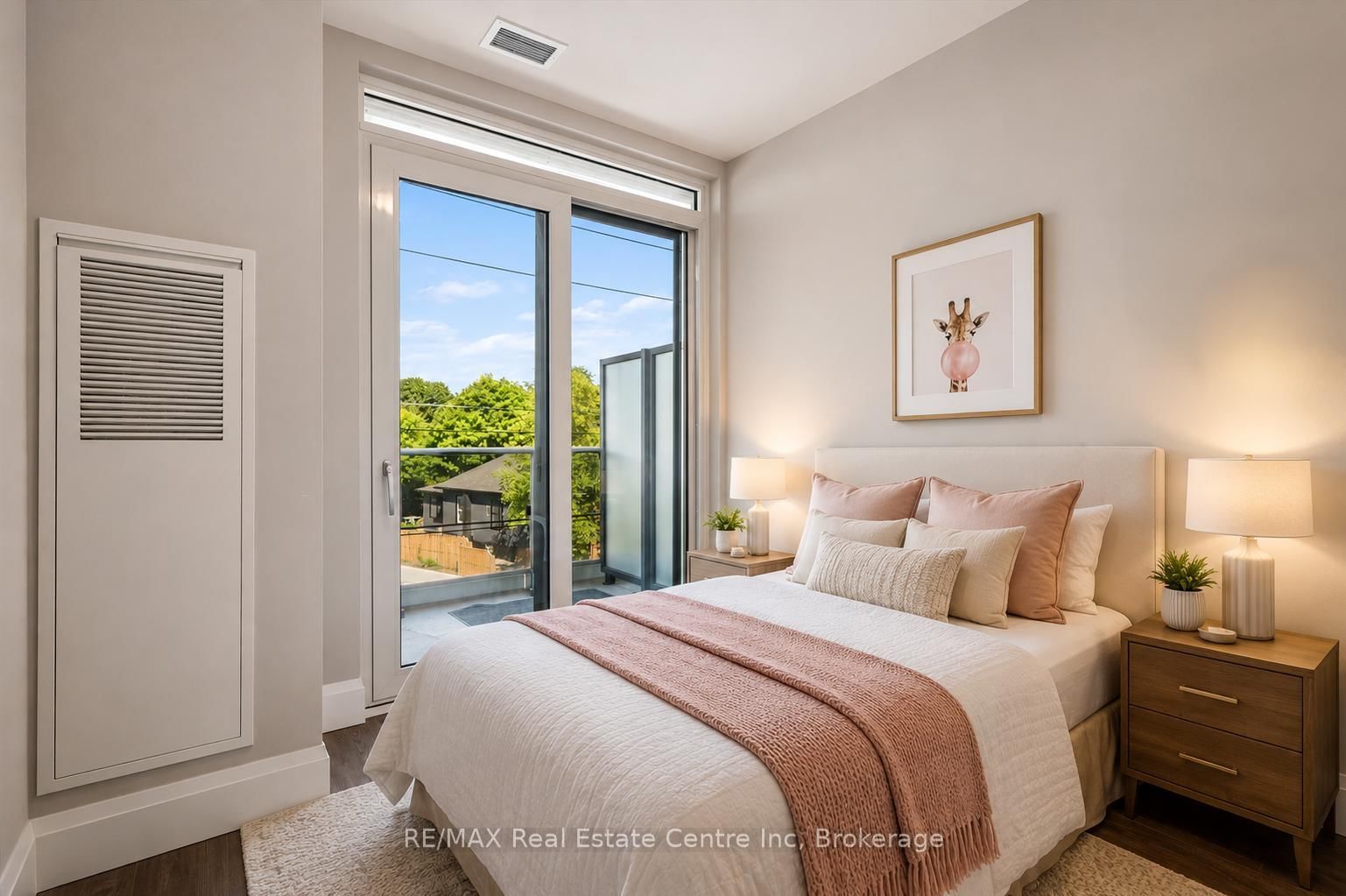73 ARTHUR Street S • #103 • Guelph, ON photo 15