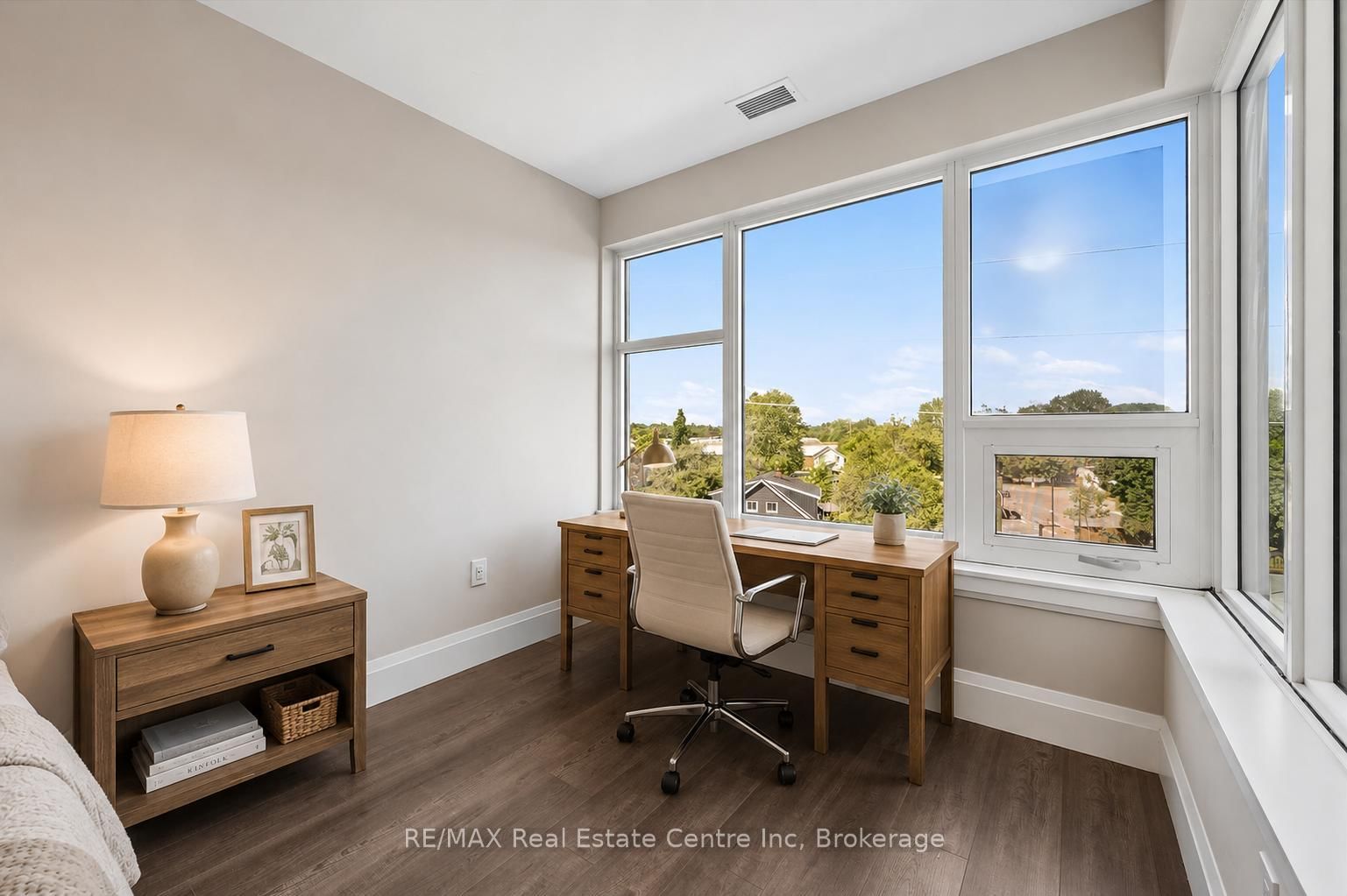 73 ARTHUR Street S • #103 • Guelph, ON photo 19