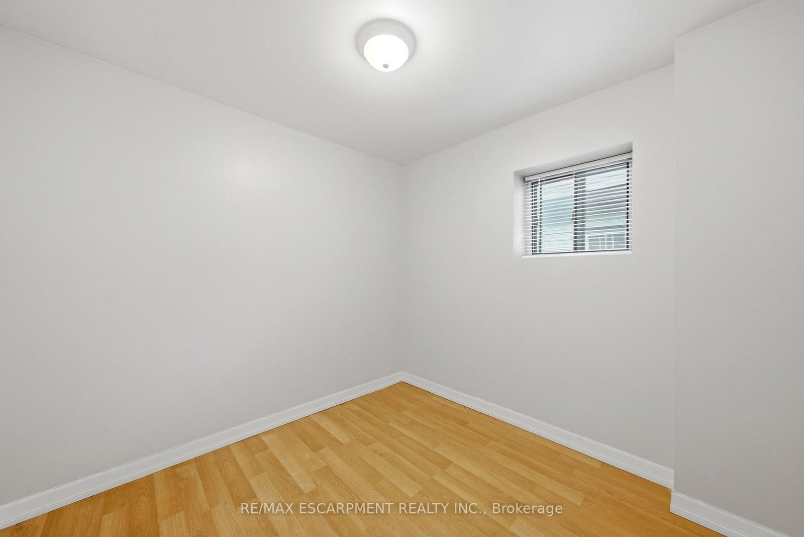 107 Broadway Street • Welland, ON photo 19