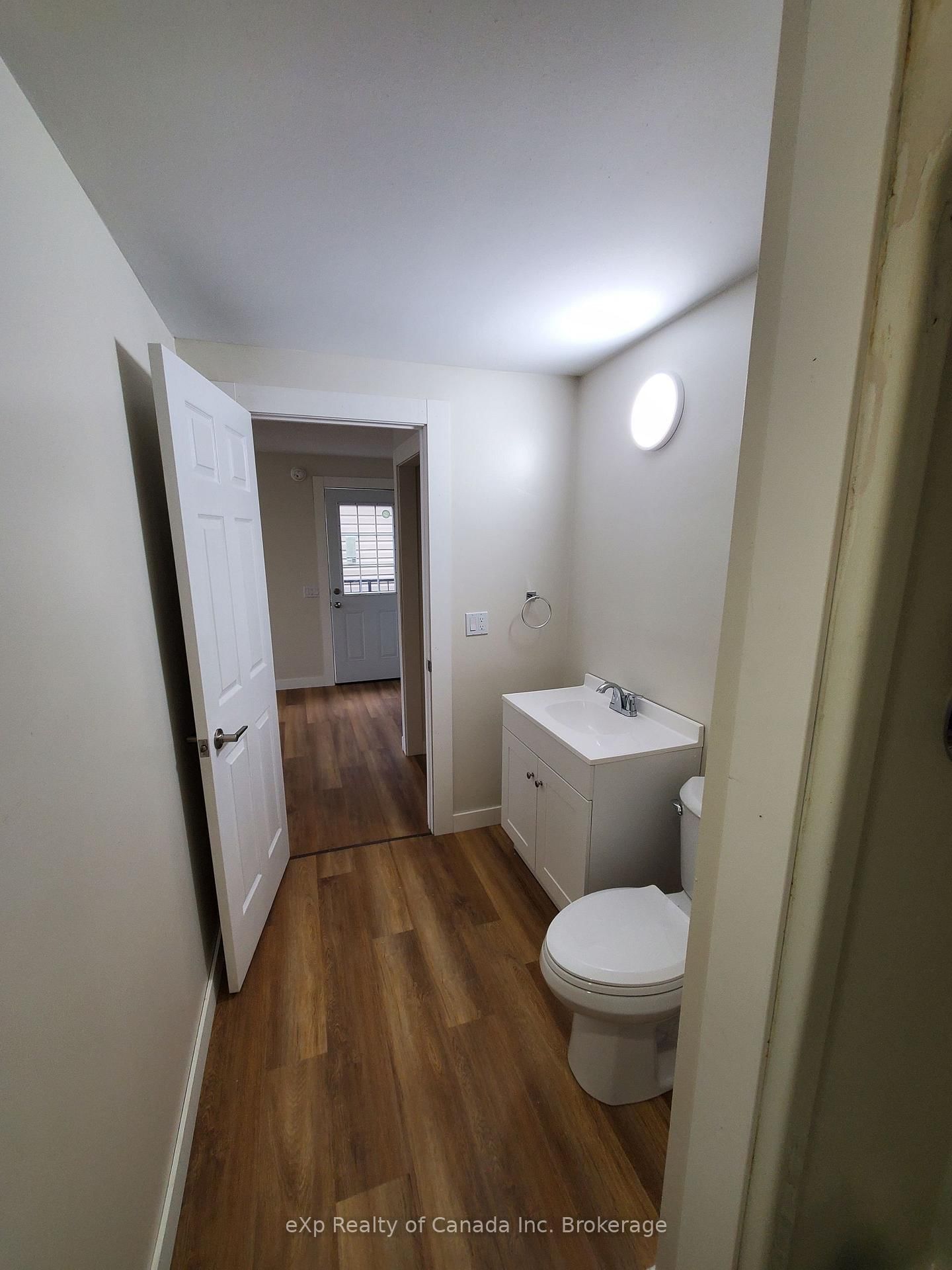 585 King Street, Unit 2